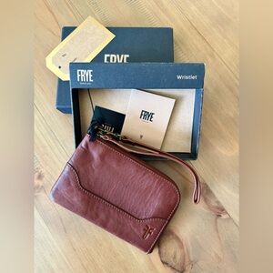 NET Frye Wristlet Cognac Color